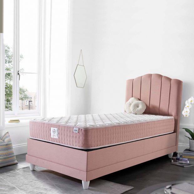 מיטה זוגית עם ארגז מצעים דגם קורדובה+לורטה