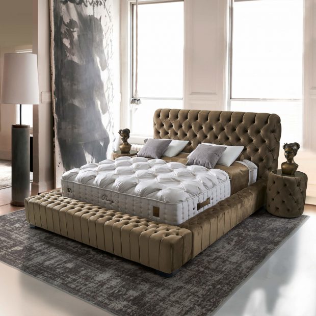 מיטה מרופדת עם ארגז מצעים דגם אריה קריולה