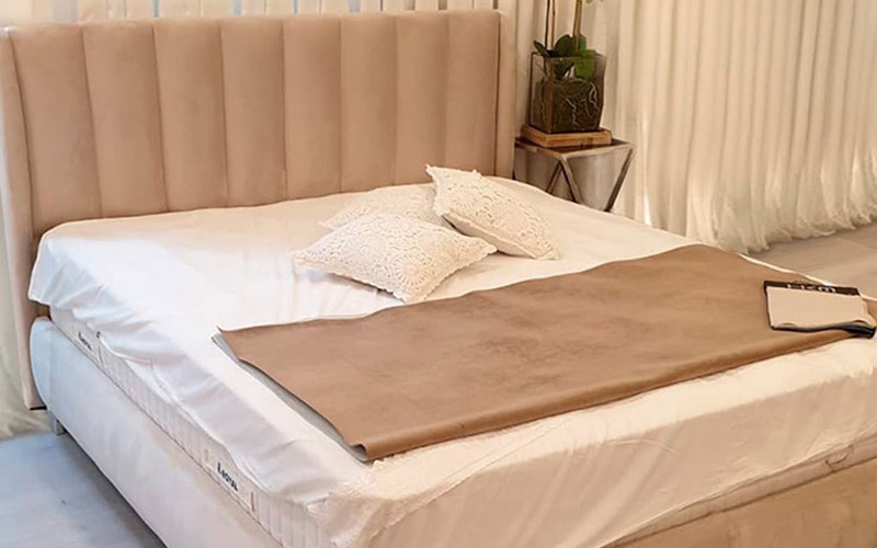 מיטה מרופדת עם ארגז מצעים דגם נובה+טולוז