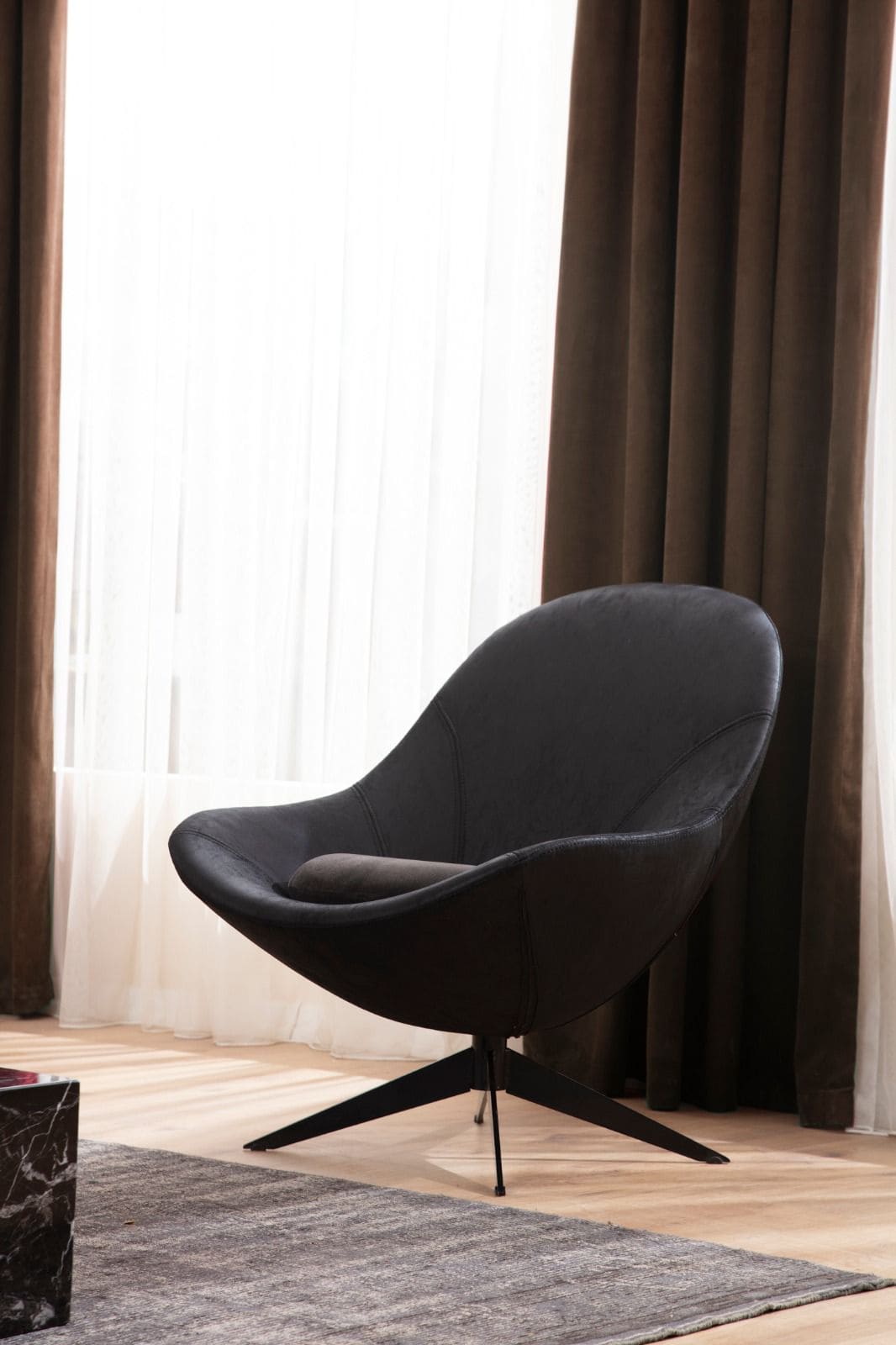כורסא מעוצבת בסגנון מודרני דגם פוקוס